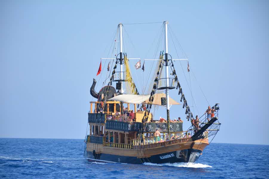 Морская прогулка на пиратском корабле в Сиде - фото 4