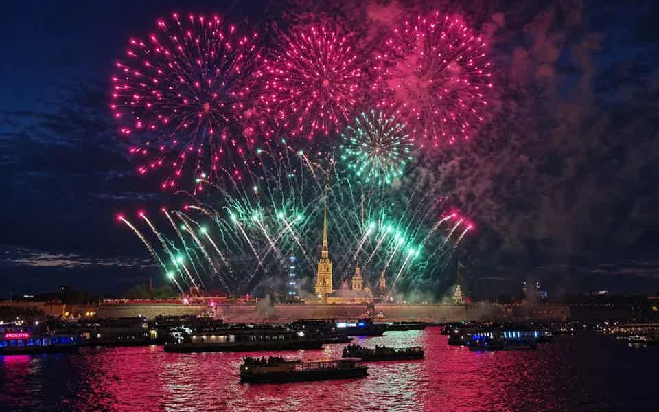 9 мая. Автобусная экскурсия, фронтовой привал и салют с теплохода - фото 1