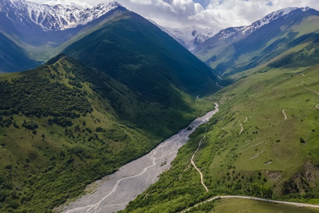 Виды Северная Осетия: симфония гор и легенд