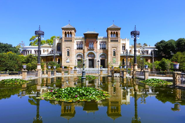 Обзорная экскурсия по Севилье на туристическом автобусе hop-on hop-off