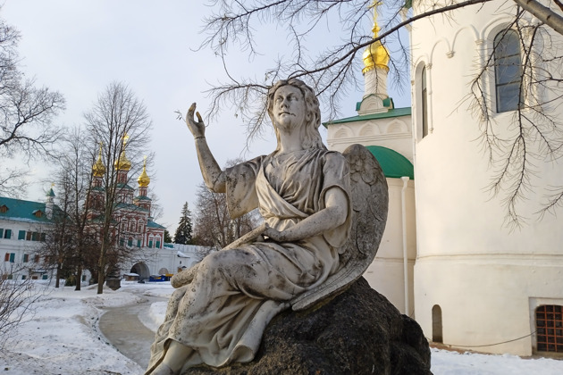 О женских судьбах в Новодевичьем монастыре: групповая экскурсия