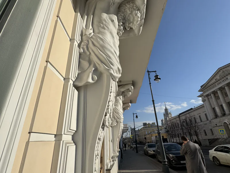 «Ивановская горка — между роскошью и нуждой» — фото 2, Москва | Покатаем