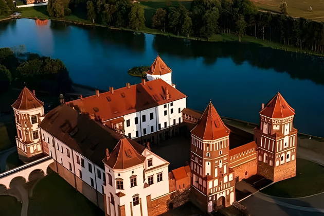 Трехдневный тур по Беларуси: Замки, крепости и Беловежская пуща
