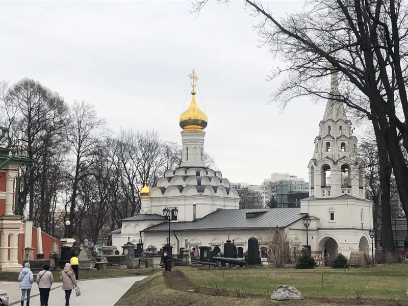 Донской монастырь с посещением усыпальницы Голицыных и подъемом на башню — фото 4, Москва | Покатаем