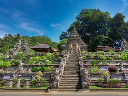 Храм Пура Кехен