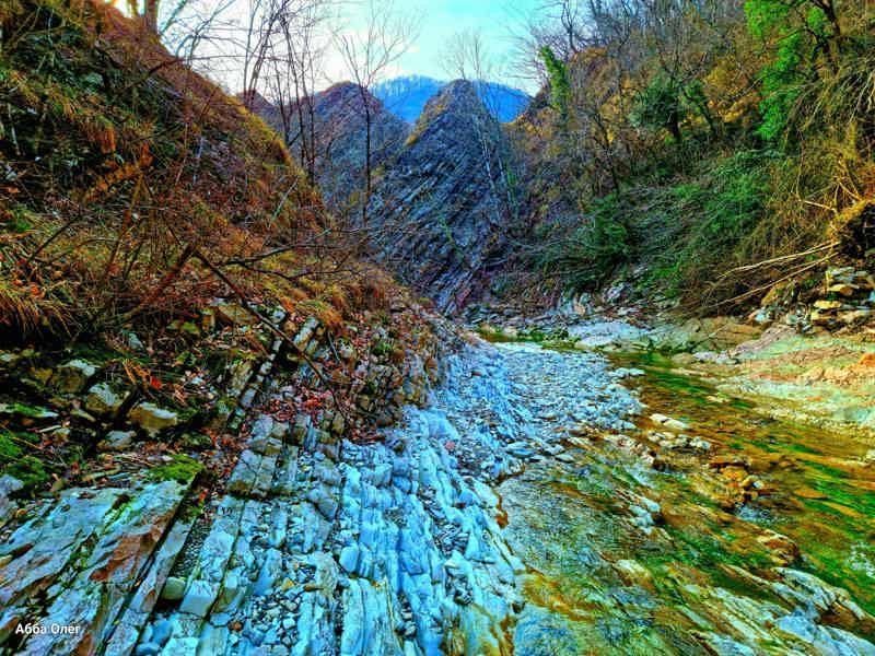 Ущелье «Волчьи Ворота», водопад Мессажай Высокий и заводь Бирюзовая - фото 4
