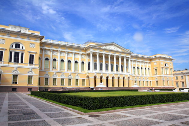 Виды Экскурсия по Выставке «Великий Карл»