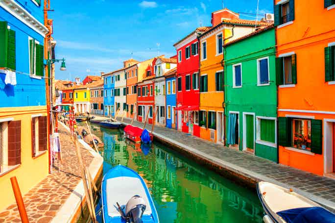 Shared Guided Tour: Discovering the Beauty of Murano, Burano, and Torcello