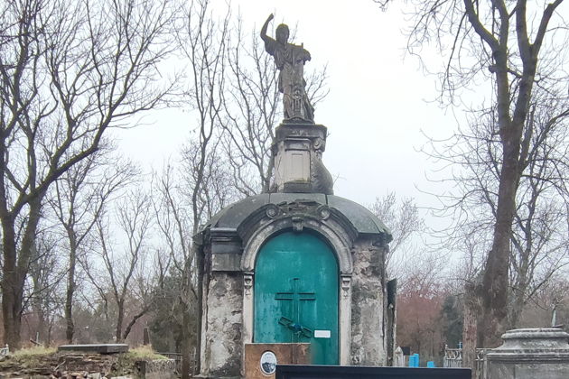 Главное изображение экскурсии - Старое мемориальное кладбище (некрополь XVIII века - XX века)
