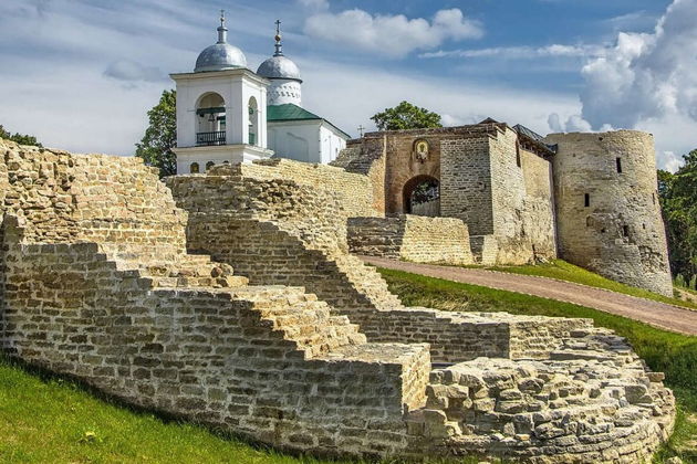 Виды Псков – Изборск – Печоры для школьных групп