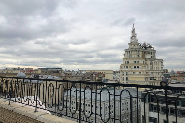 Фото к экскурсии Москва Булгакова: мистика и магия Патриарших с посещением видовой ротонды