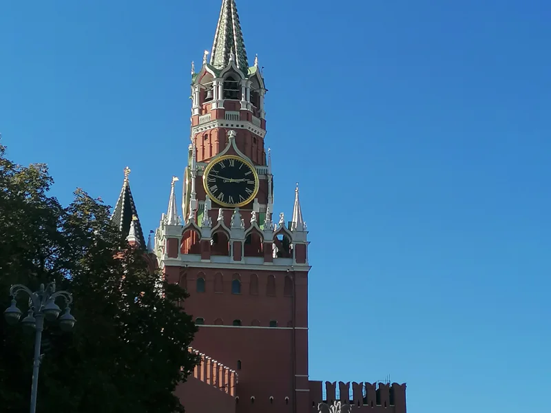 Каменный, Чугунный и Патриарший - прогулка около Кремля. — фото 3, Москва | Покатаем