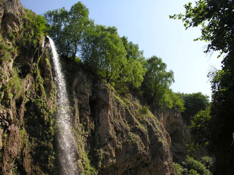 Медовые водопады, Аликоновское ущелье и гора Кольцо - фото 3
