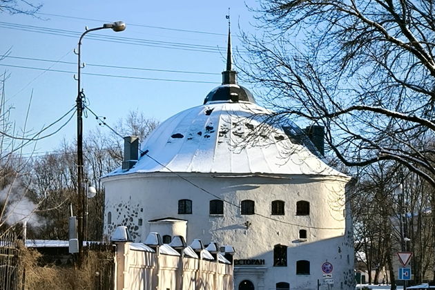 Рождественский город W