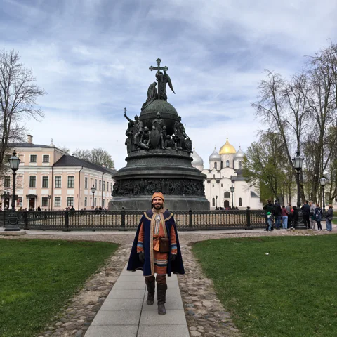 «Кремль город держит»: театрализованная экскурсия в мини-группе