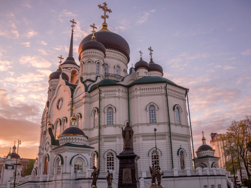 История Воронежа по территории Благовещенского собора в мини-группе - экскурсия в Воронеж, Россия