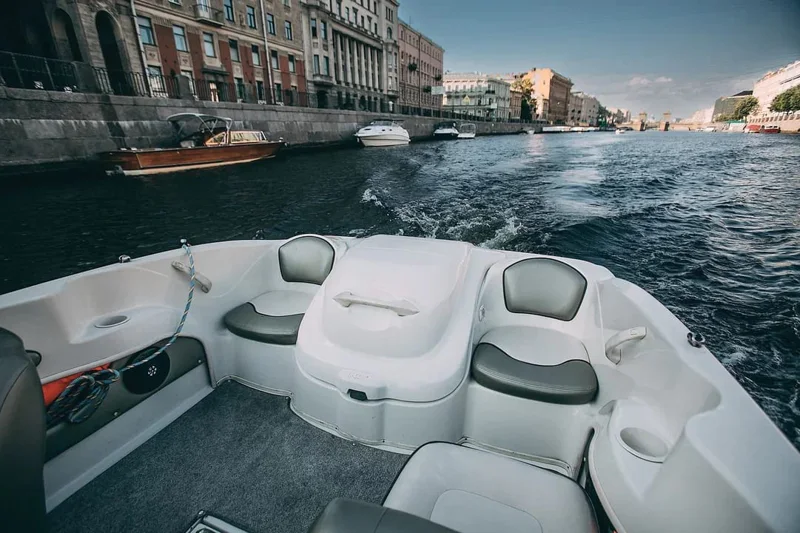 VIP-прогулка на катере по лучшим видам Петербурга — фото 24