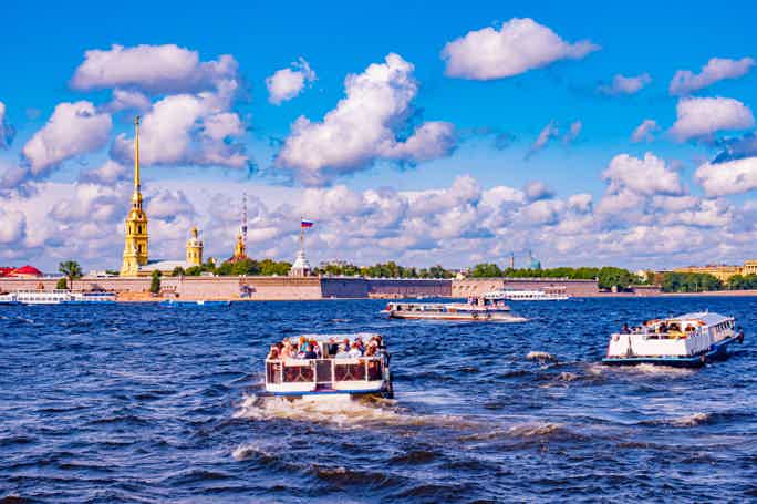 Прогулка по рекам и каналам Санкт-Петербурга