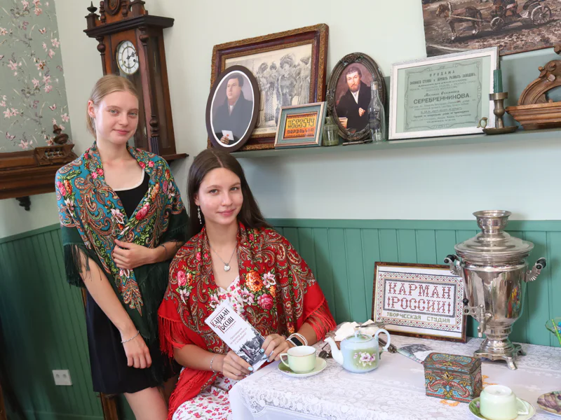 Костюмированный мастер-класс «Школа купеческих наук» для детей и взрослых — фото 2, Нижний Новгород | Покатаем
