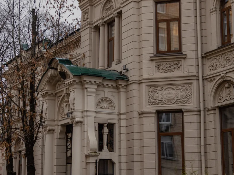 «Судьбы, трагедии и особняки»: Переулки Пречистенки и Арбата — фото 7, Москва | Покатаем
