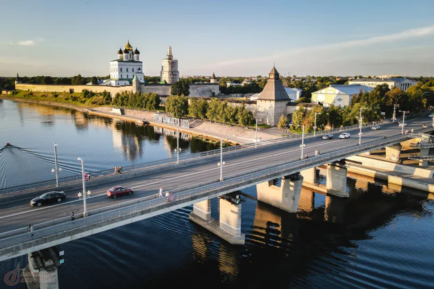 Большая экскурсия на автобусе и пешком — экскурсия, Псков | Покатаем