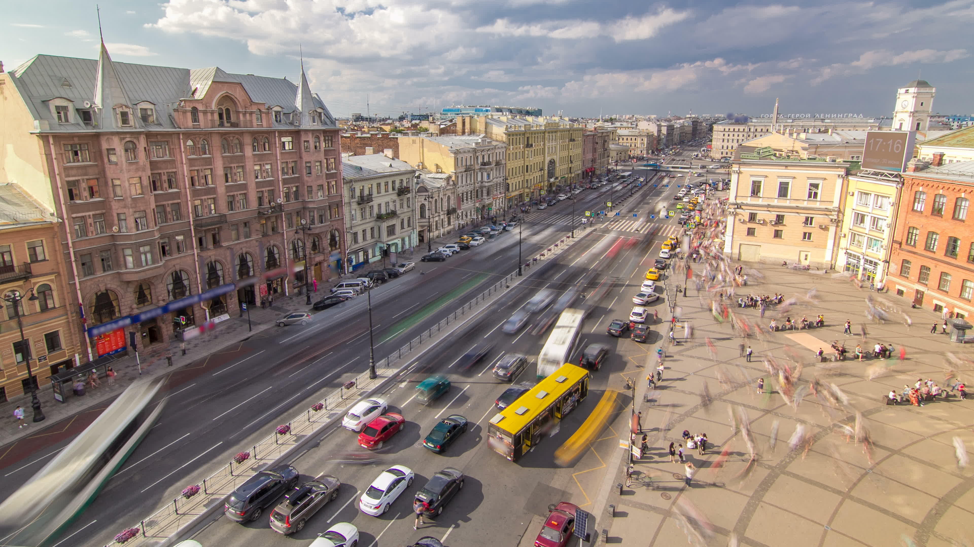 По Питеру с любовью — экскурсия по городу на автомобиле