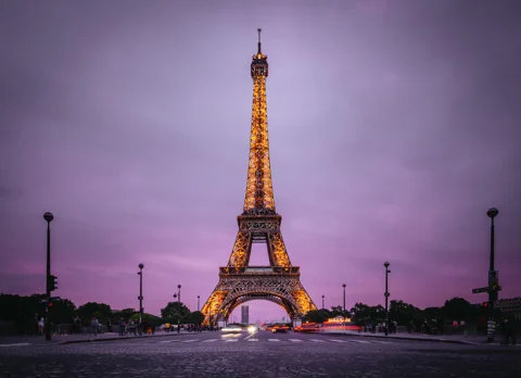 Обзорная экскурсия по Парижу на машине с гидом