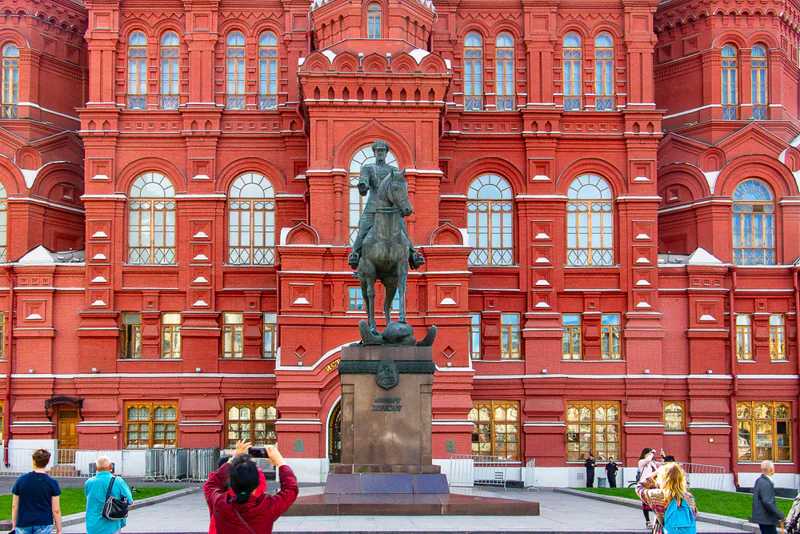 Индивидуальная прогулка по Красной площади и Александровскому саду — фото 2