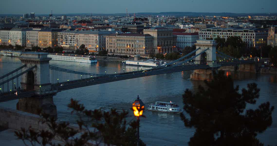 Budapest: Sightseeing-Bootsfahrt am Abend mit Getränk - photo 3