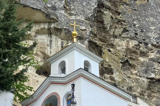 Бахчисарай и Чуфут-Кале: путешествие в средневековый Крым — фото 2