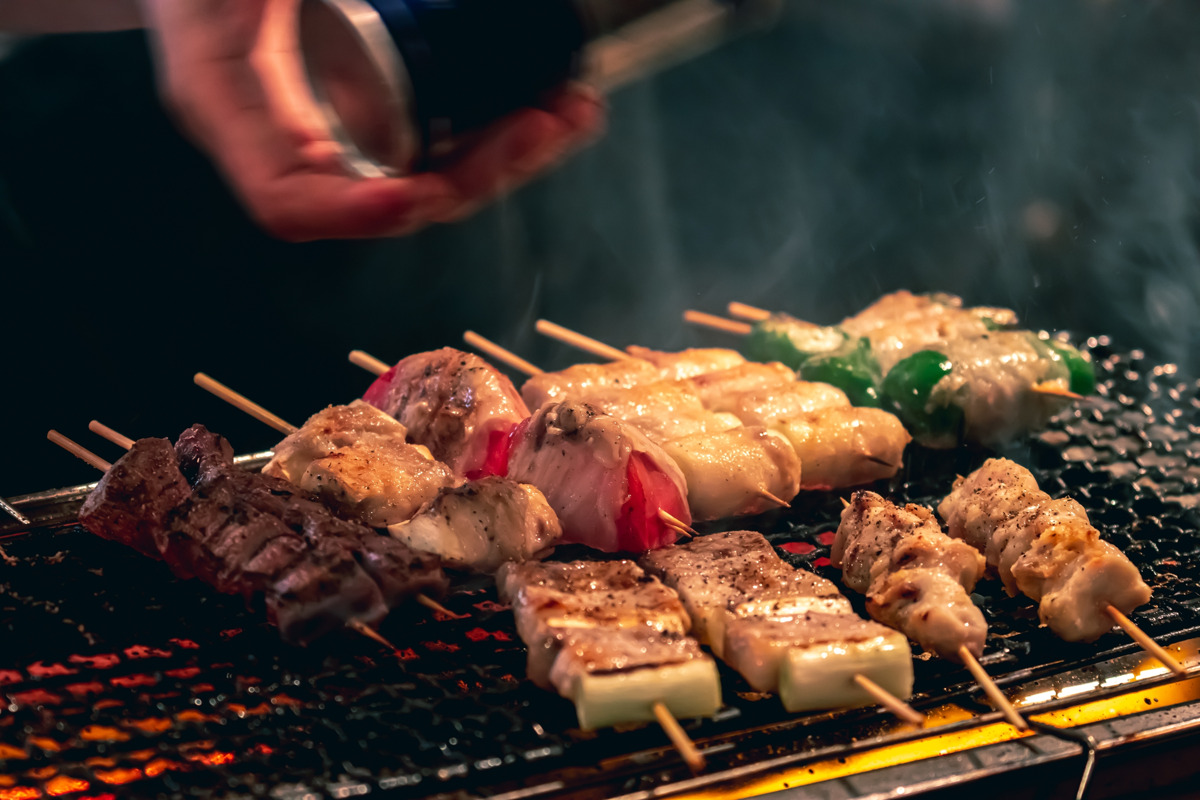 Гастрономический тур по Синдзюку: 13 блюд и 4 заведения