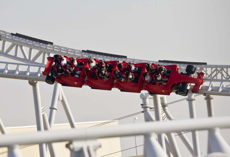 Тематический парк Ferrari World: входные билеты - фото 1