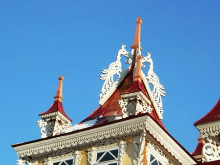 Дом с жар-птицами