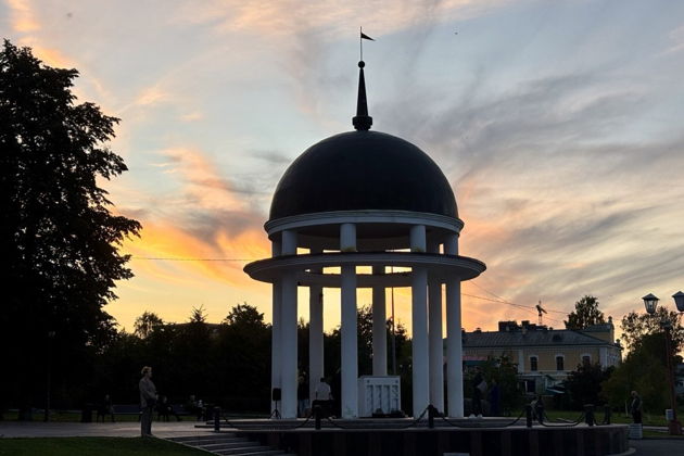 Сердце Карелии: Петрозаводск на автобусе и пешком