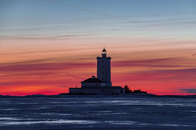 Главное изображение экскурсии - Прогулка на маяк Толбухин на аэролодке