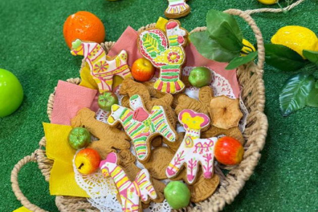 «Сладкое филимоновское чудо»: мастер-класс по росписи имбирного пряника