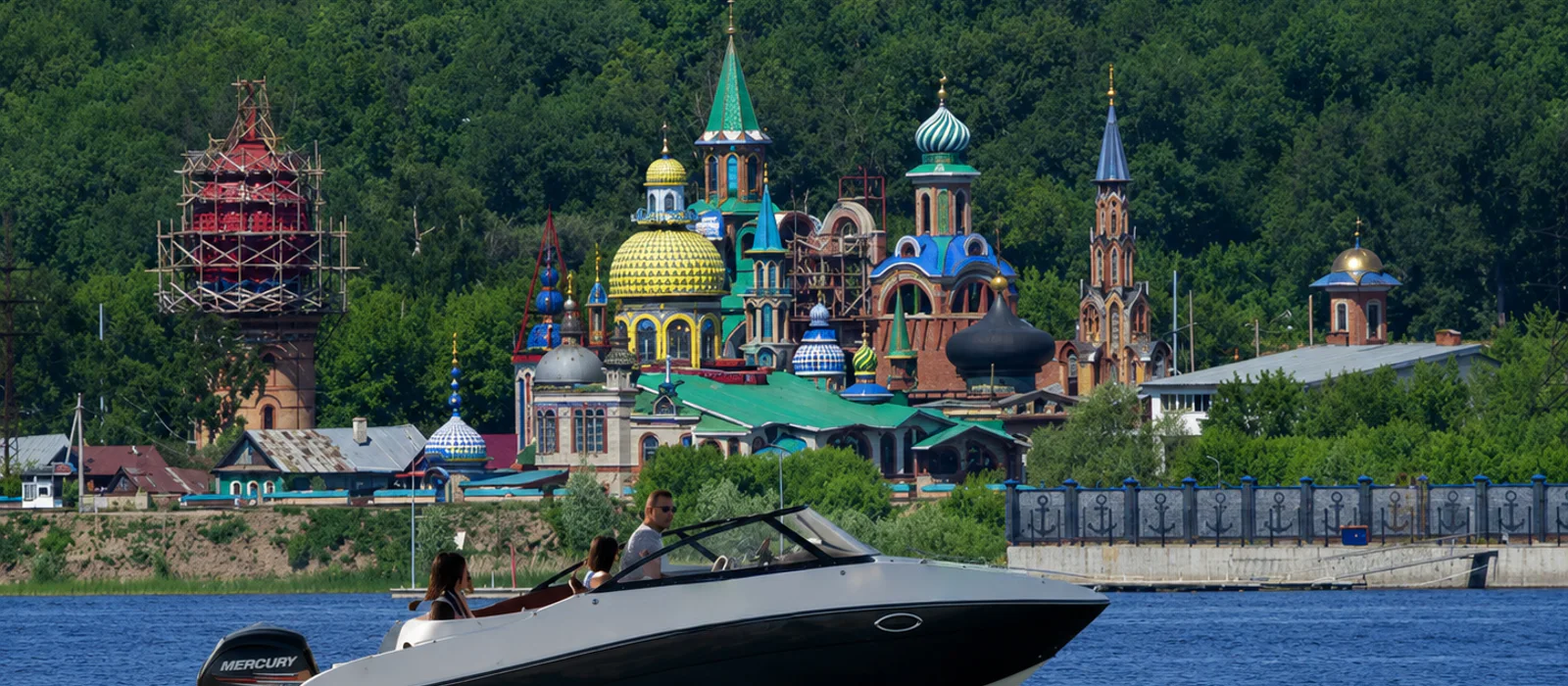 Чудеса Волги: авторская прогулка на катере из Казани к Храму всех религий — экскурсия, Казань, Россия | Покатаем