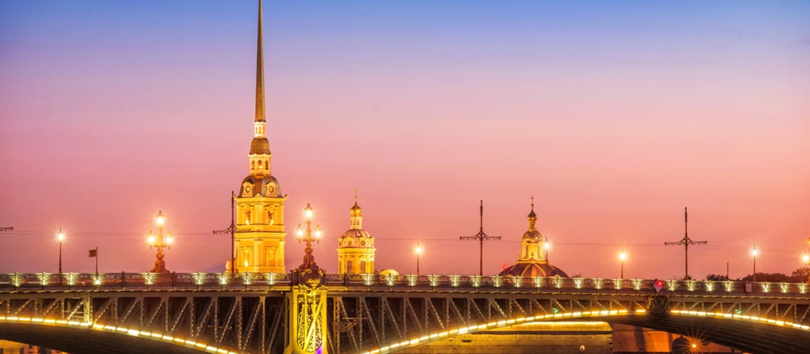 «Романтика ночного города» — прогулка на теплоходе под звуки саксофона — экскурсия, Санкт-Петербург, Россия | Покатаем