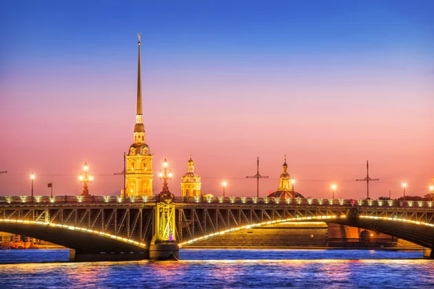 «Романтика ночного города» — прогулка на теплоходе под звуки саксофона — экскурсия, Санкт-Петербург | Покатаем