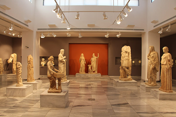 Археологический музей Ираклиона: описание, адрес, время работы ...