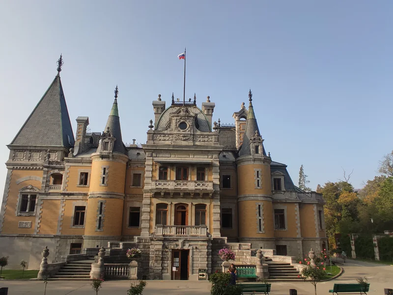 Ялта — царица Крыма: красота сквозь века (из Алупки) — фото 7, Алупка | Покатаем