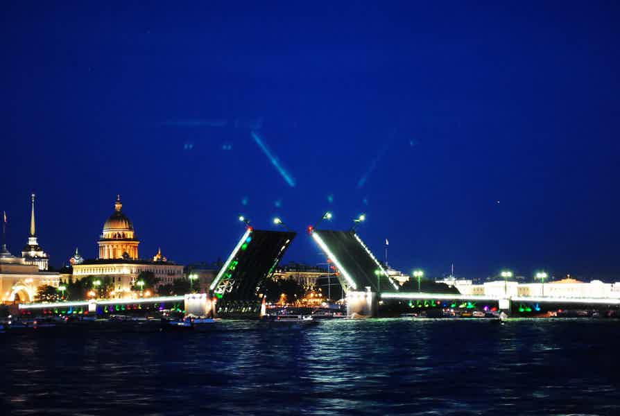 Ночной Петербург 2 в 1 — обзорная экскурсия и развод мостов на катере - фото 3
