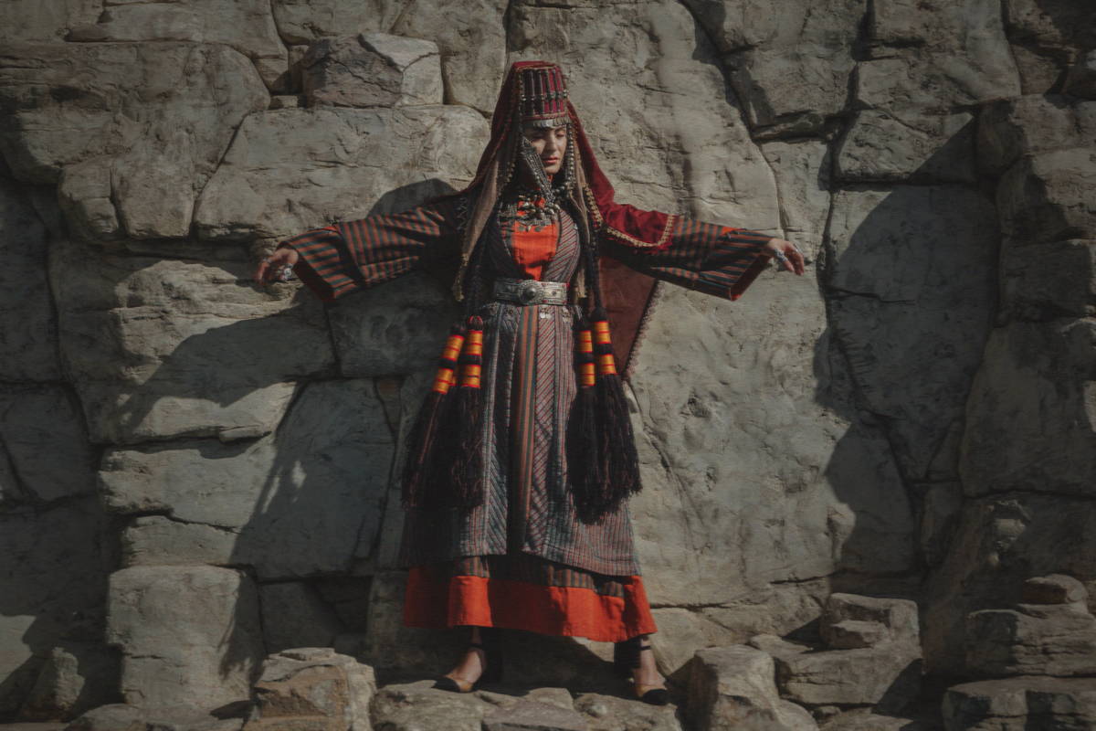 Фотосессия в армянском национальном костюме в музее