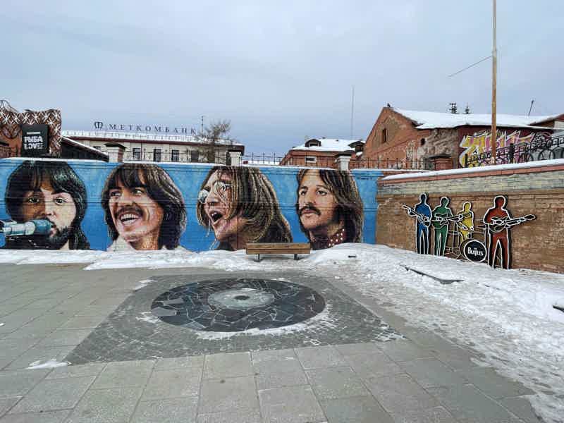 Аудиопрогулка по столице стрит-арта: о чём говорят стены Екатеринбурга - фото 6