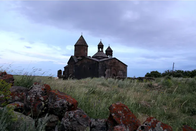 Выше только горы: Арагац, Амберд и Сагмосаванк — фото 3