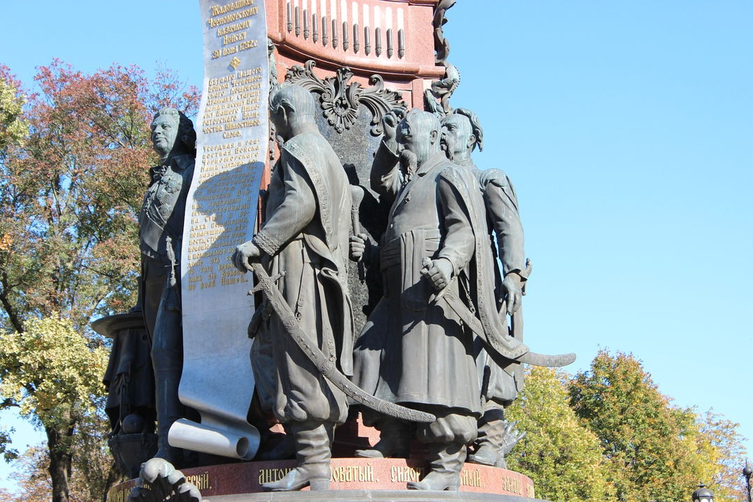 Казачья история: экскурсия по Краснодару для мини-группы — фото 1