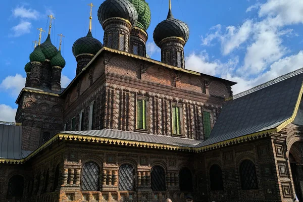 Знакомство с тысячелетним Ярославлем: обзорная экскурсия по городу — фото 7, Ярославль | Покатаем