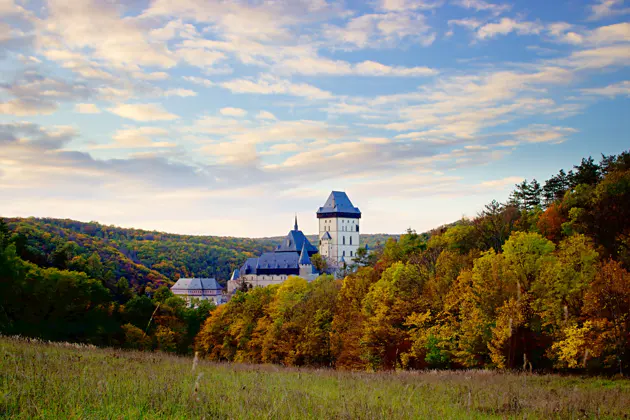 Тайны чешских подземелий: Конепрусские пещеры и замок Карлштейн — фото 3