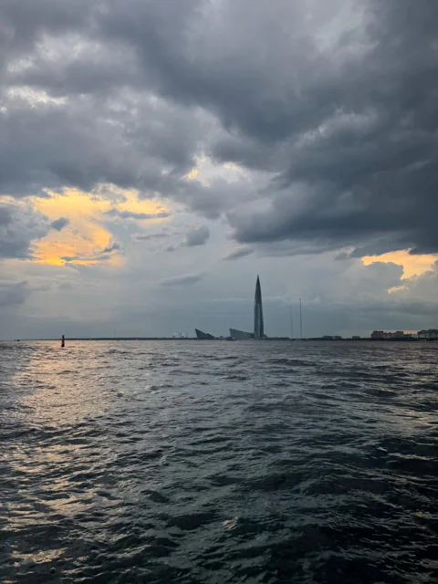 Современный Петербург на катере