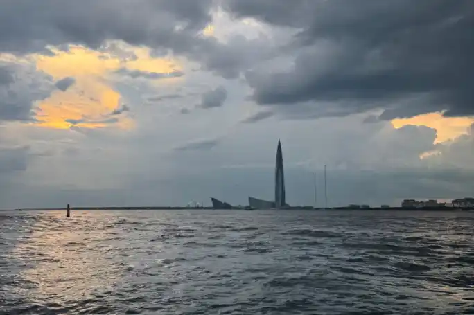 Современный Петербург на катере